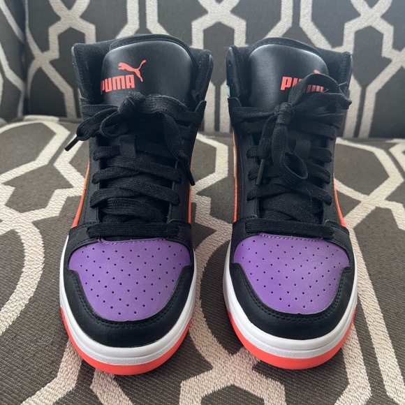 NWOT Puma Big Kids Rebound Layup SL sneakers Sz 6 - Picture 3 of 7